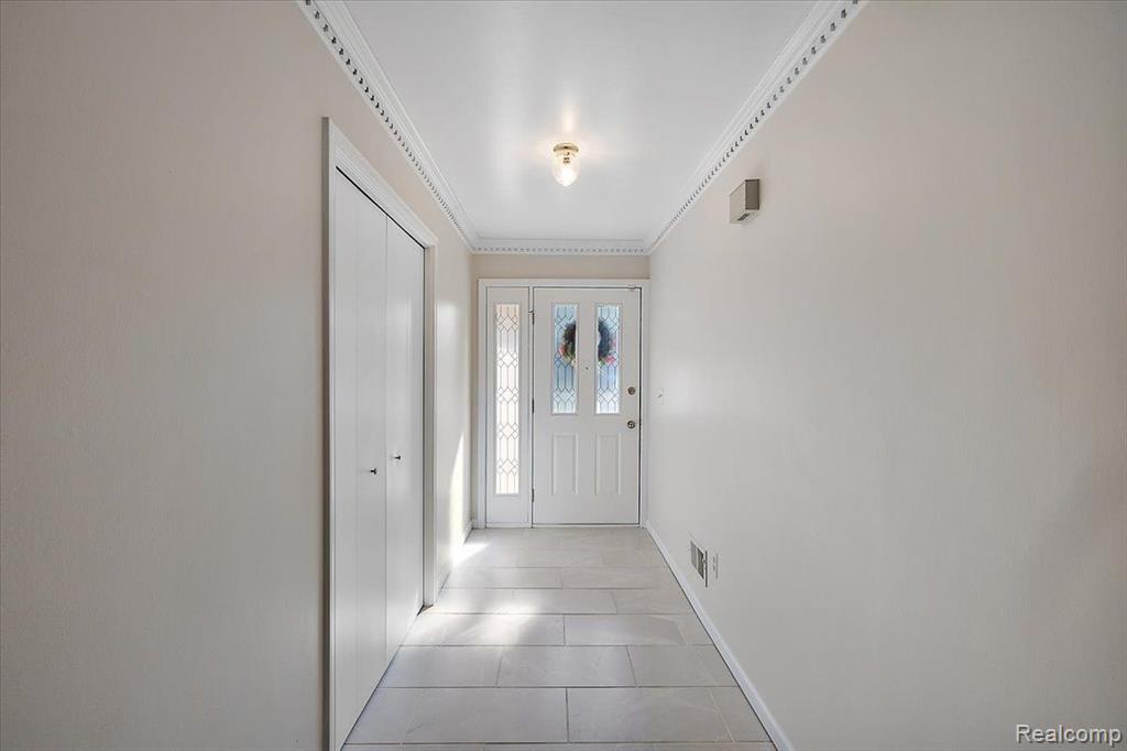 35363 Kensington Avenue