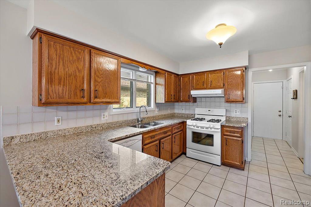 35363 Kensington Avenue