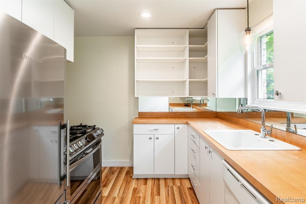 1035 N Old Woodward Avenue # 2