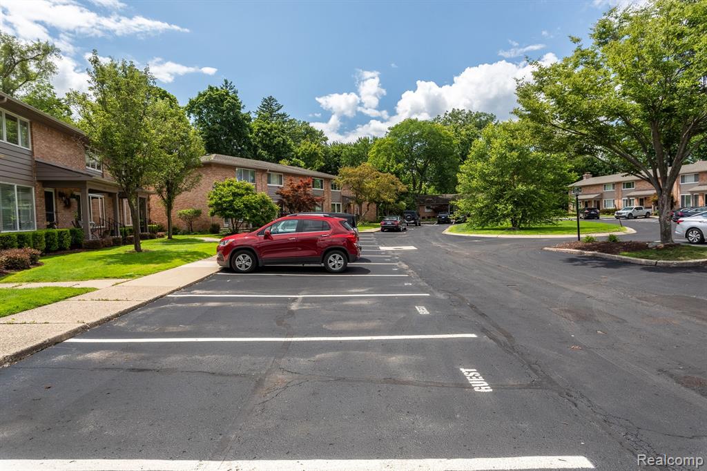 1035 N Old Woodward Avenue # 2