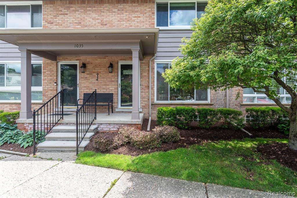 1035 N Old Woodward Avenue # 2