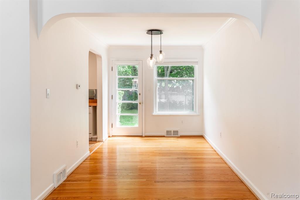 1035 N Old Woodward Avenue # 2