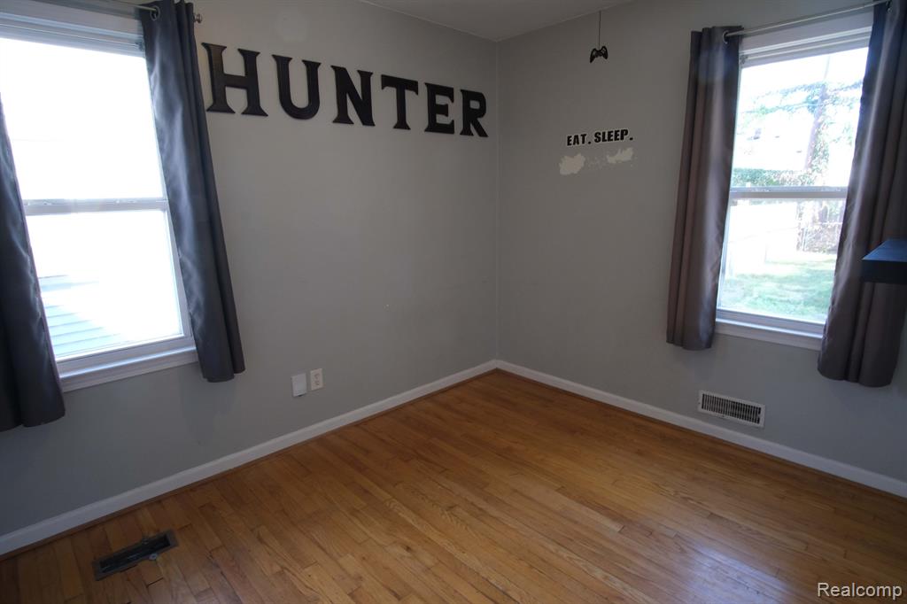 23456 Harding Avenue