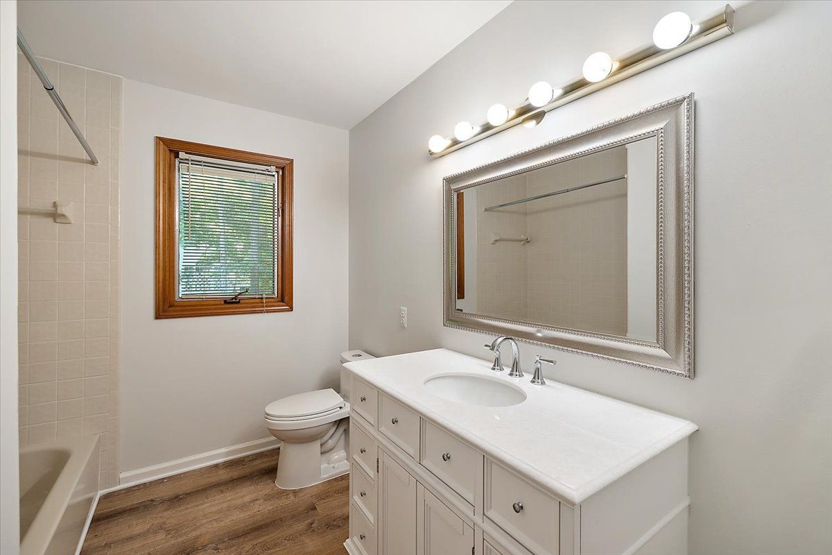 28118 Forestbrook Drive