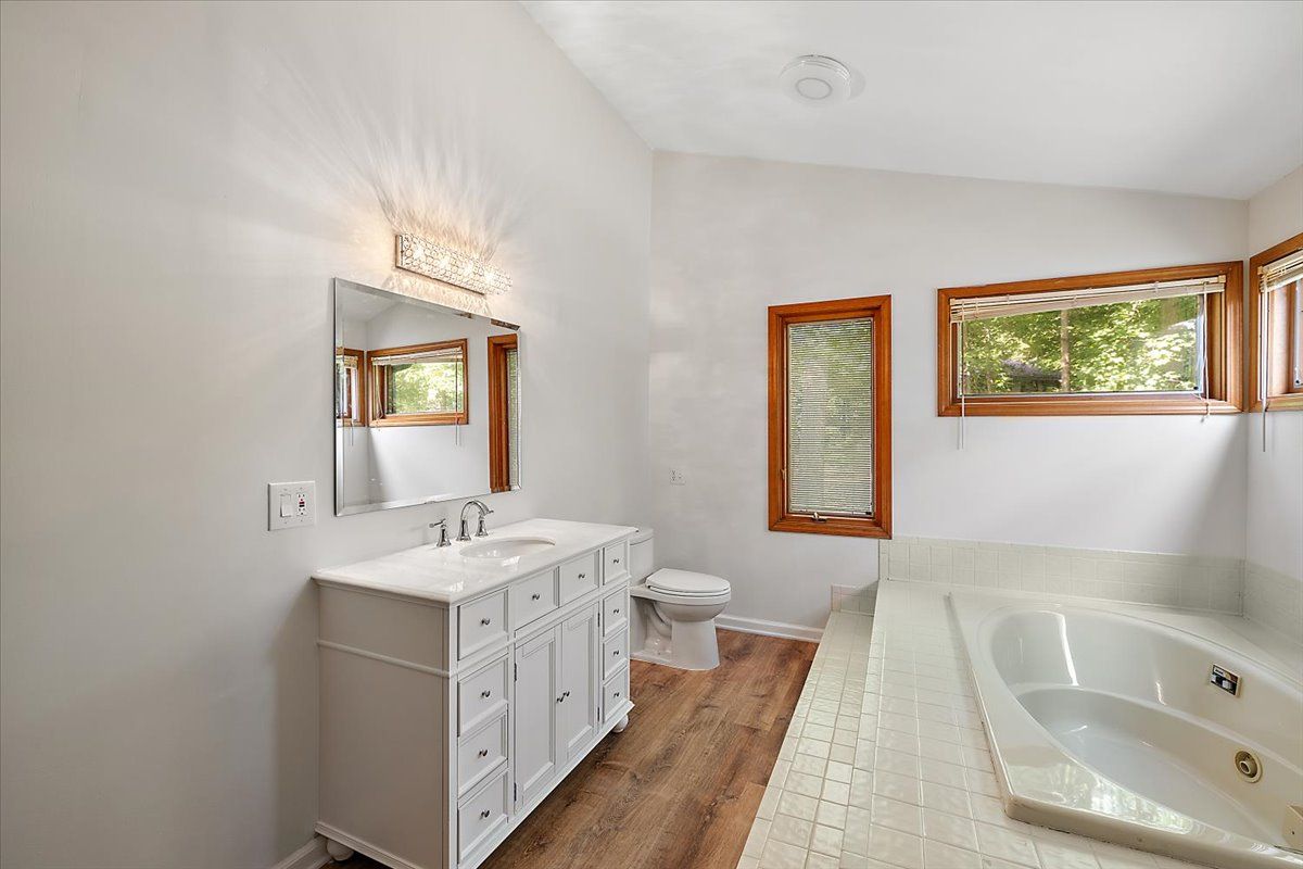 28118 Forestbrook Drive