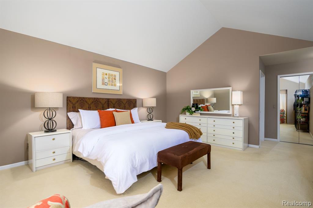 2462 Hickory Glen Drive