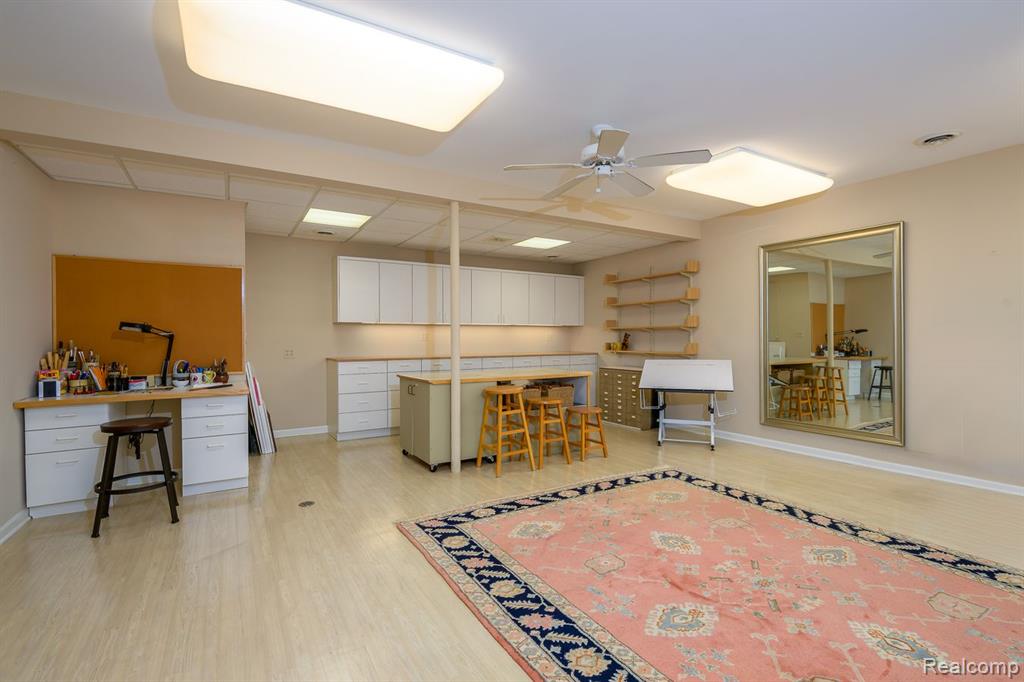 2462 Hickory Glen Drive