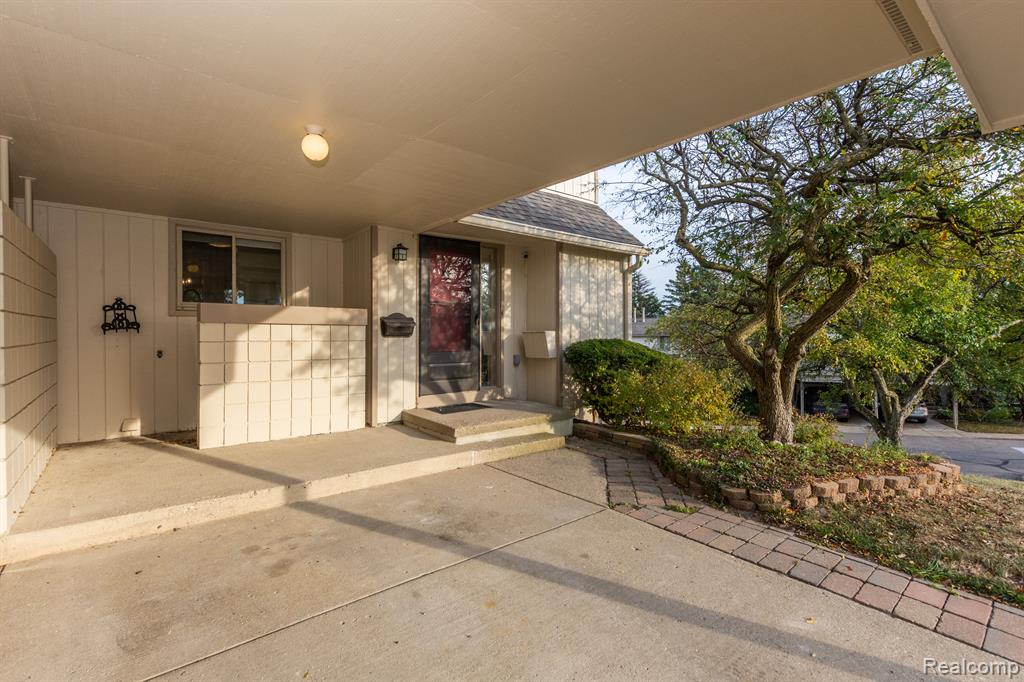 1591 Charter Oak Drive