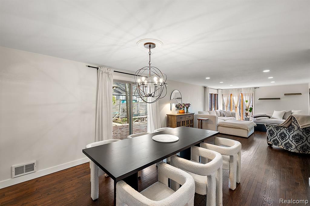 461 Orchardale Drive