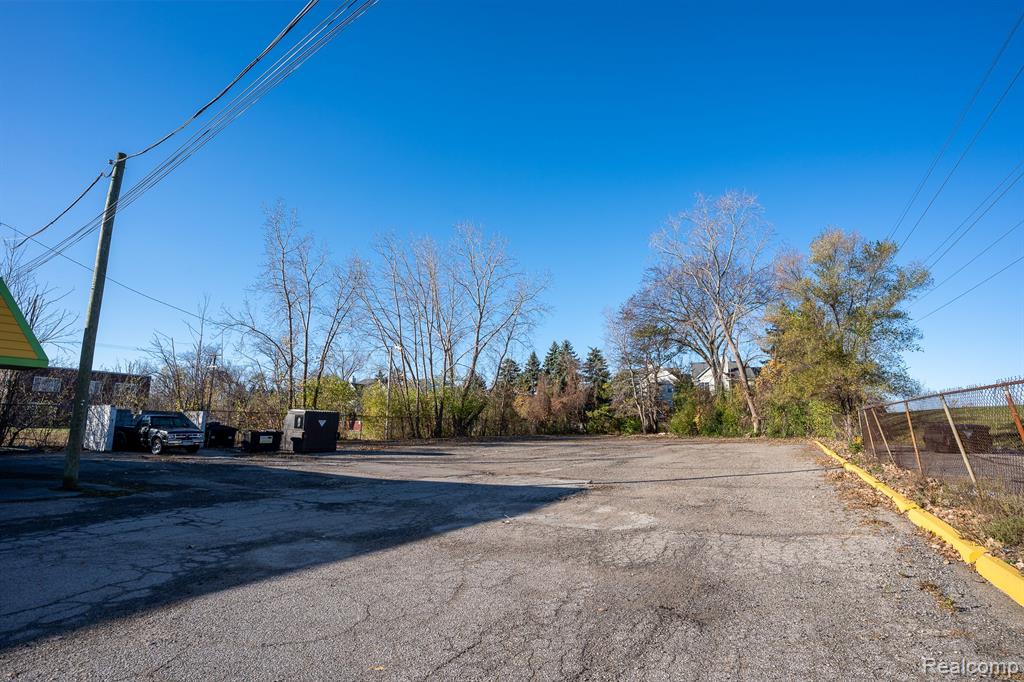 31313 Dequindre Road