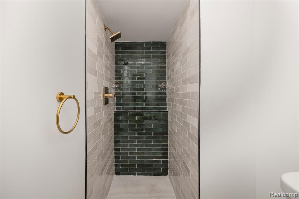 1538 Northumberland Drive