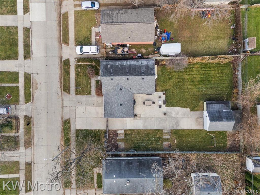 27096 Barrington Street