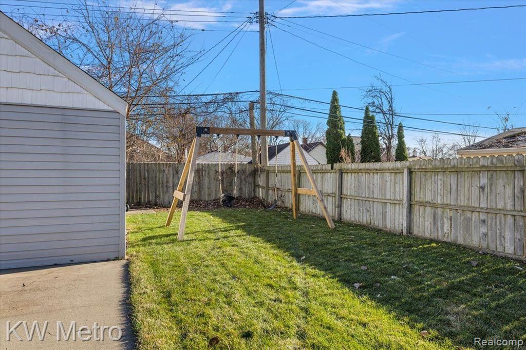 27096 Barrington Street