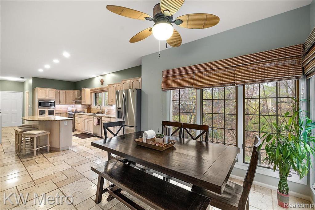 2673 John Warren Drive