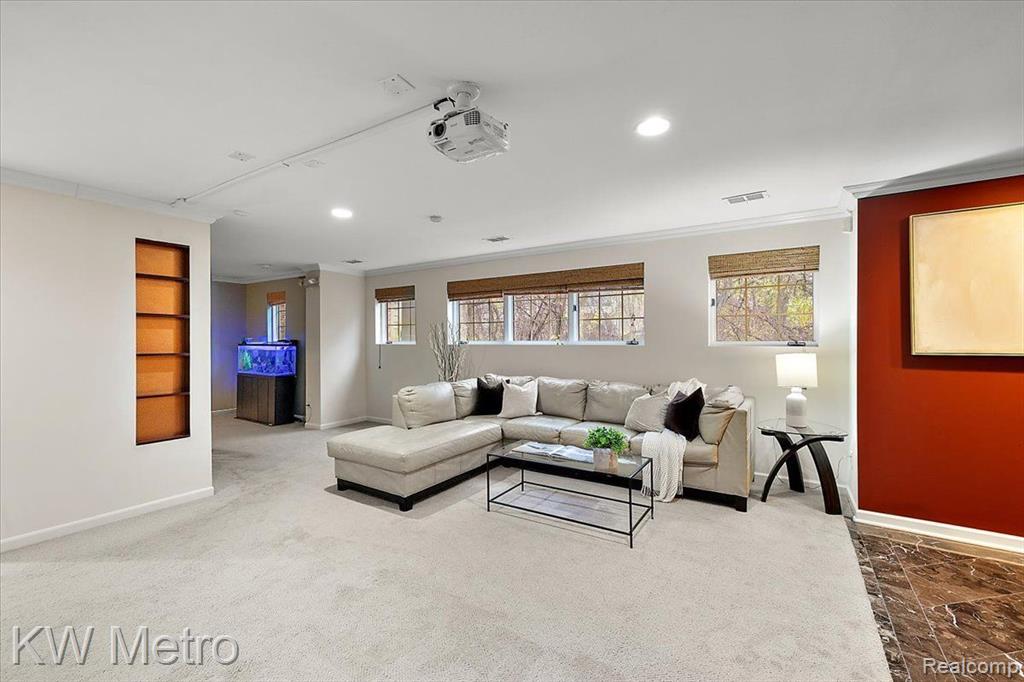 2673 John Warren Drive