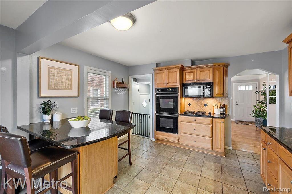 3106 N Vermont Avenue