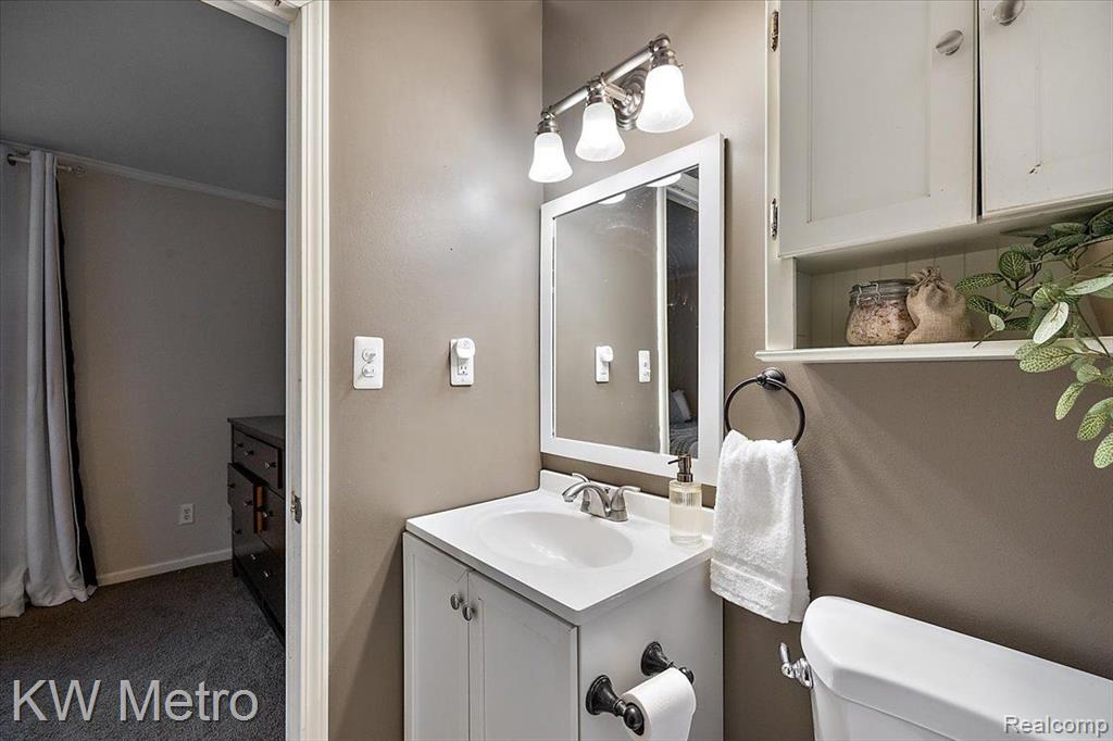 3106 N Vermont Avenue