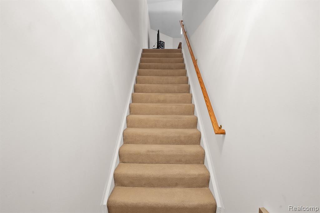 17981 University Park Drive # 6 Unit: Building 6