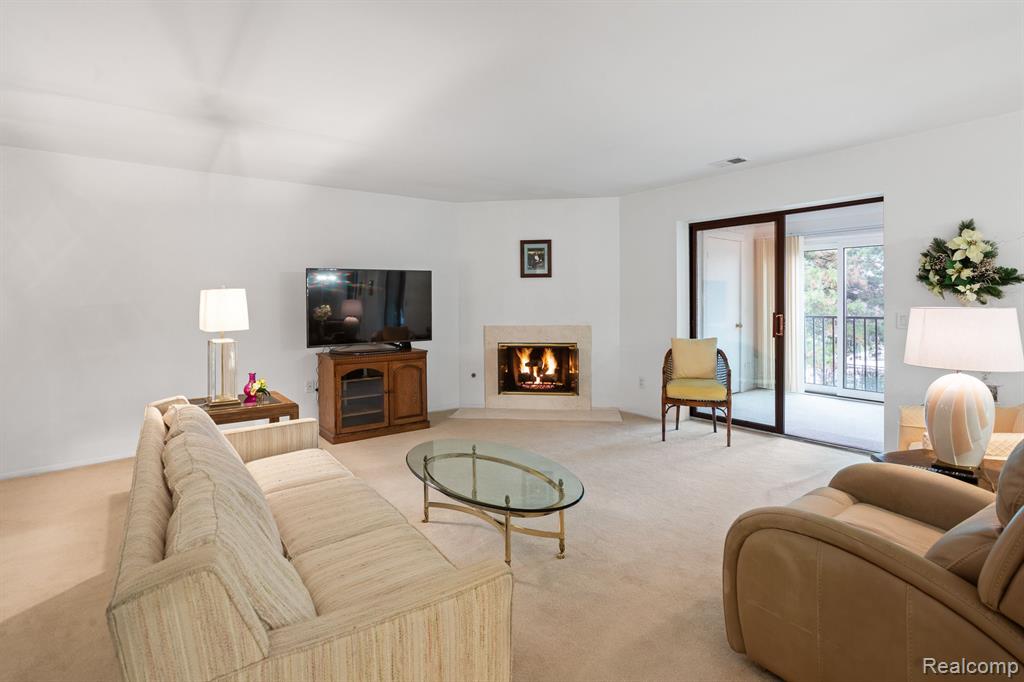 17981 University Park Drive # 6 Unit: Building 6