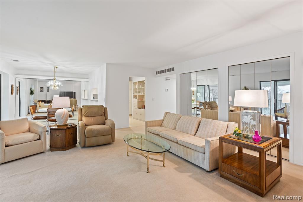 17981 University Park Drive # 6 Unit: Building 6