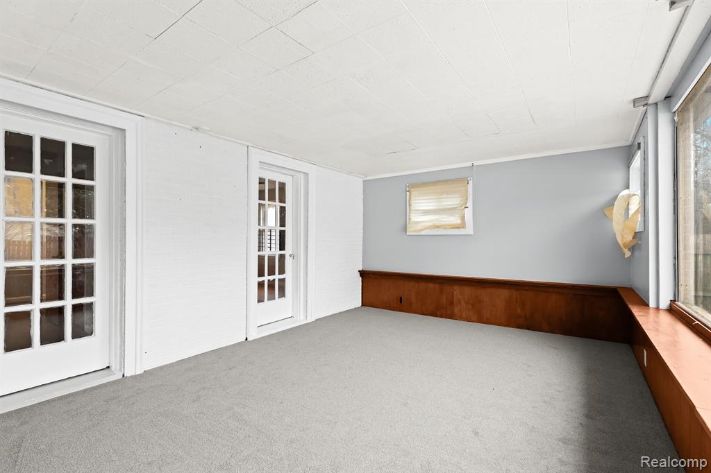 11339 Roxbury Street