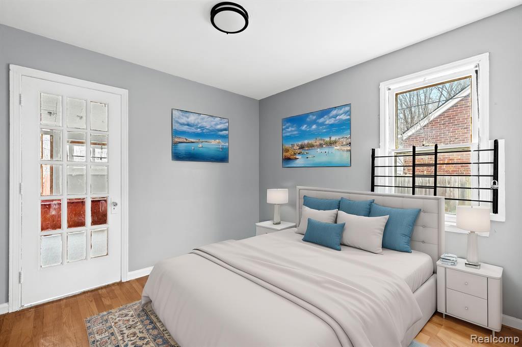 11339 Roxbury Street