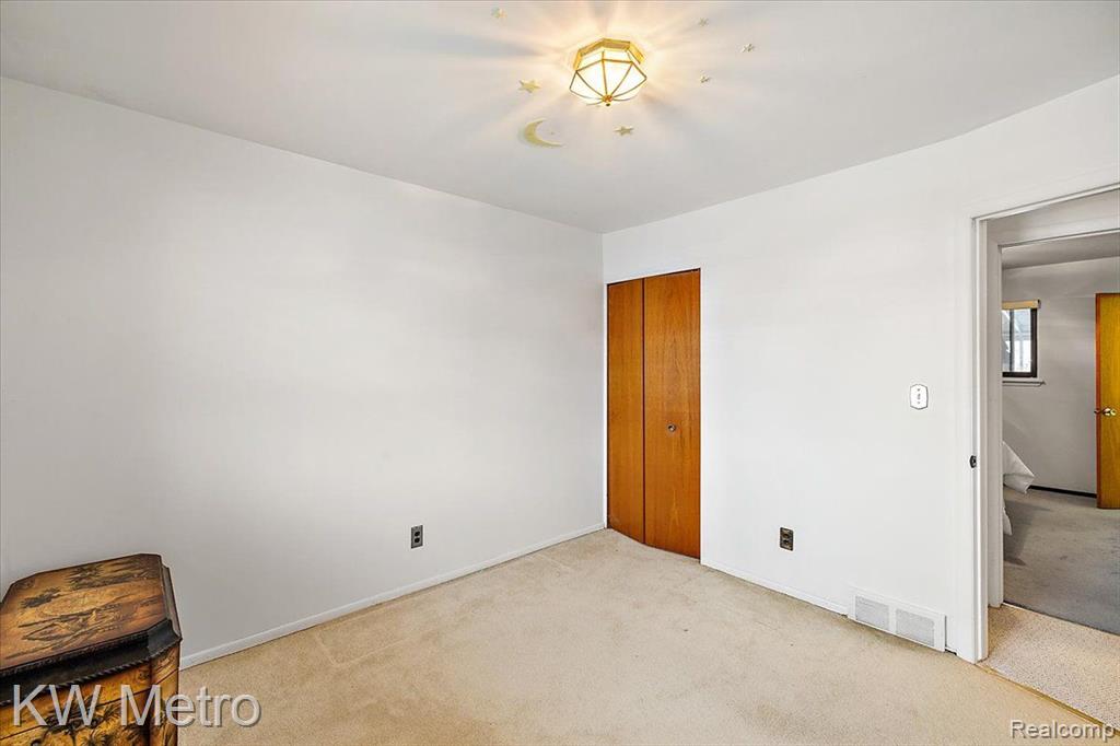 18211 E 13 Mile Road