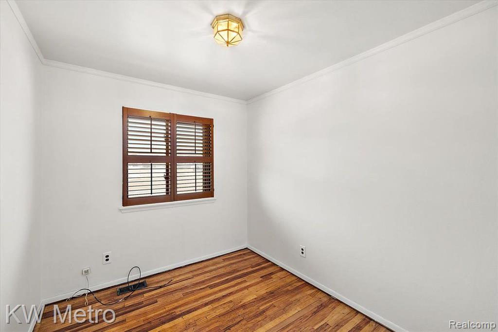 18211 E 13 Mile Road