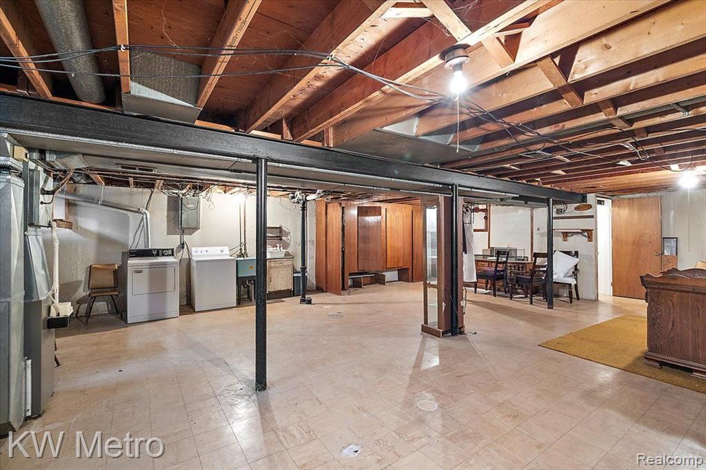 18211 E 13 Mile Road