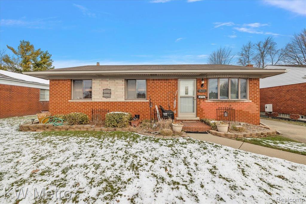 18211 E 13 Mile Road