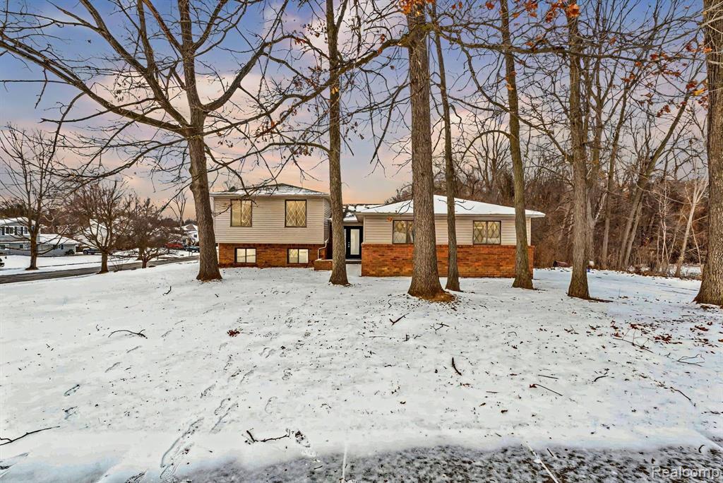 7820 Rampart Trail