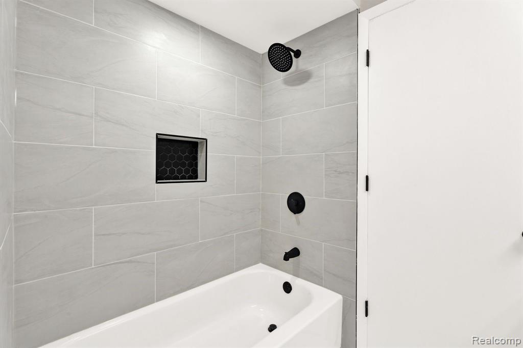 7820 Rampart Trail
