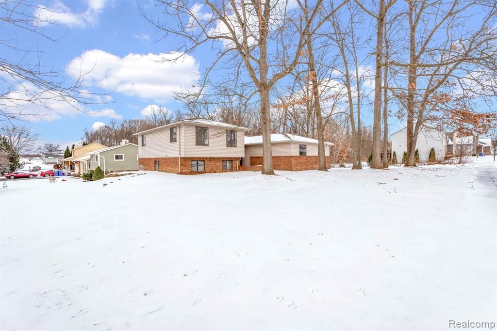 7820 Rampart Trail