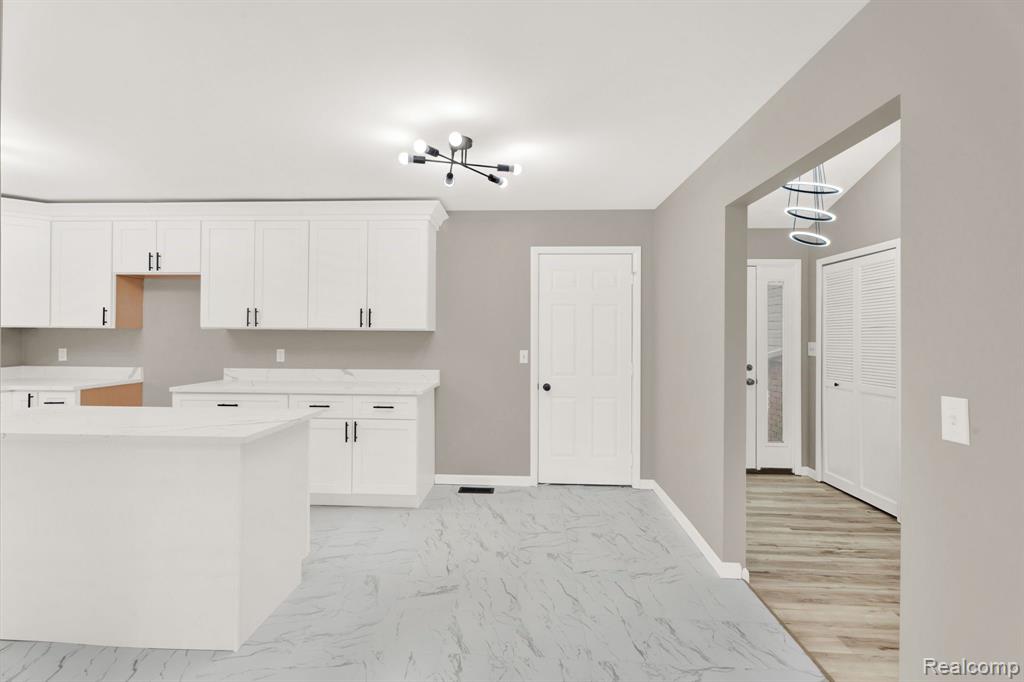 7820 Rampart Trail
