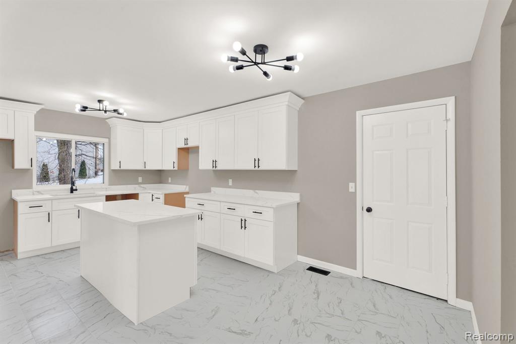 7820 Rampart Trail