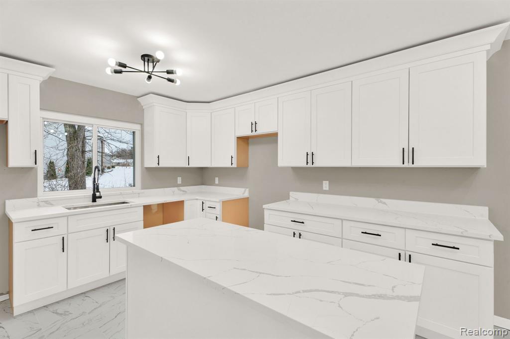 7820 Rampart Trail