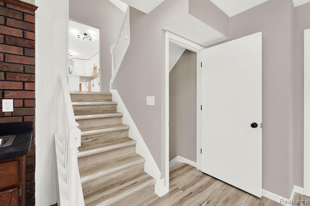 7820 Rampart Trail