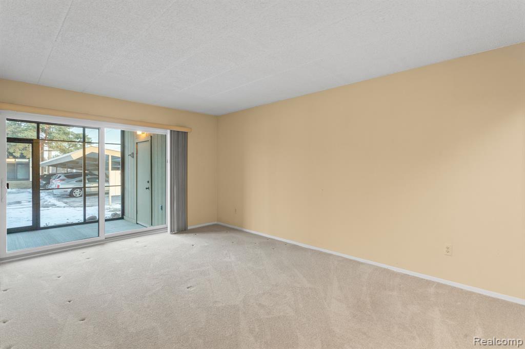 18305 University Park Drive # 5 Unit: Building 5