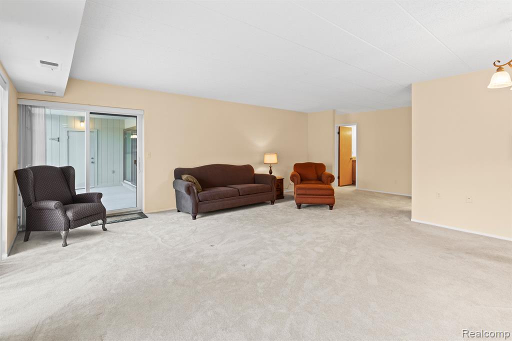 18305 University Park Drive # 5 Unit: Building 5