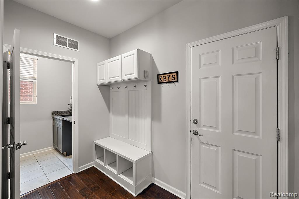 16099 Adelaide Drive