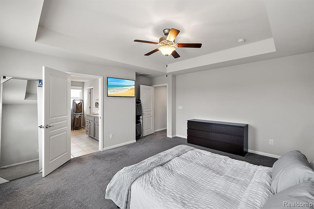 16099 Adelaide Drive