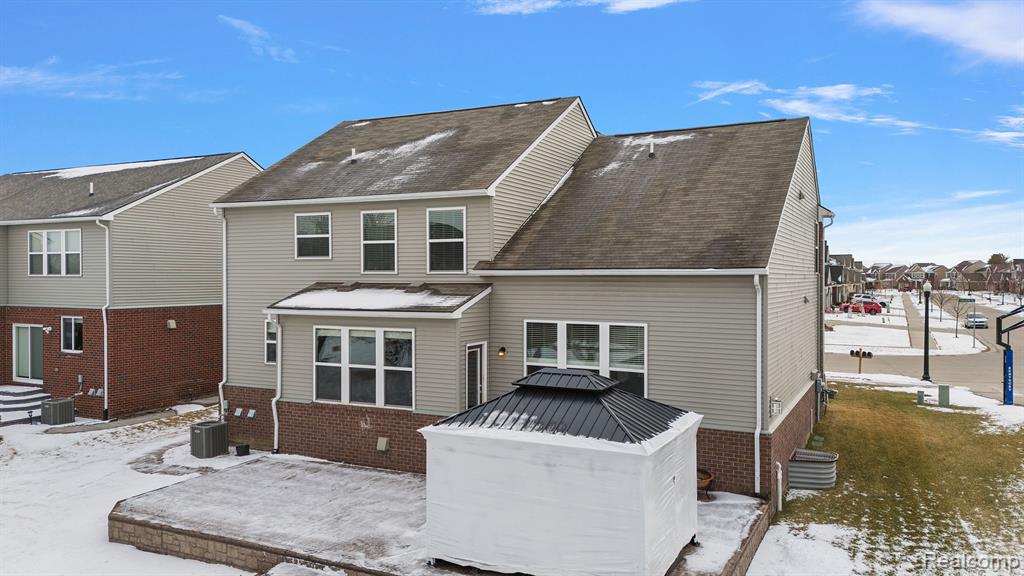 16099 Adelaide Drive