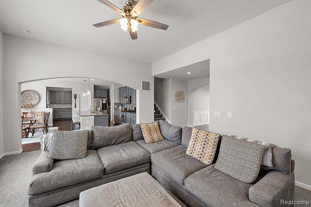 16099 Adelaide Drive