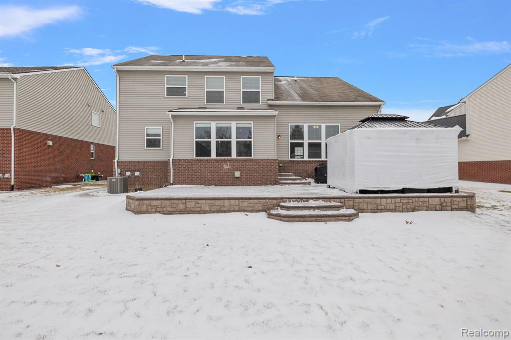 16099 Adelaide Drive