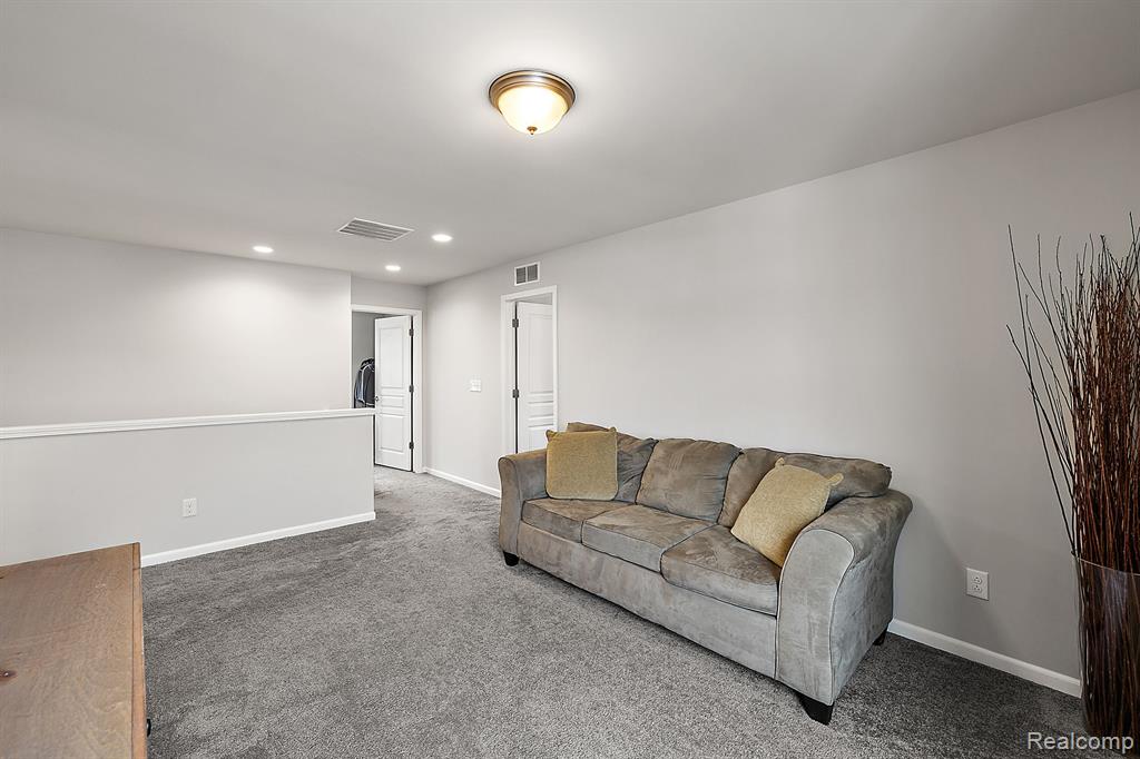 16099 Adelaide Drive