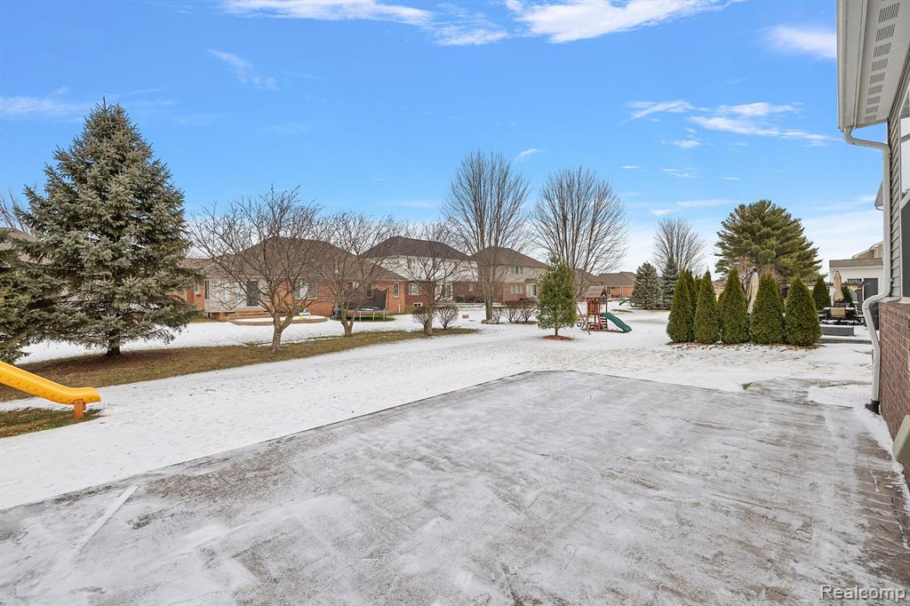 16099 Adelaide Drive