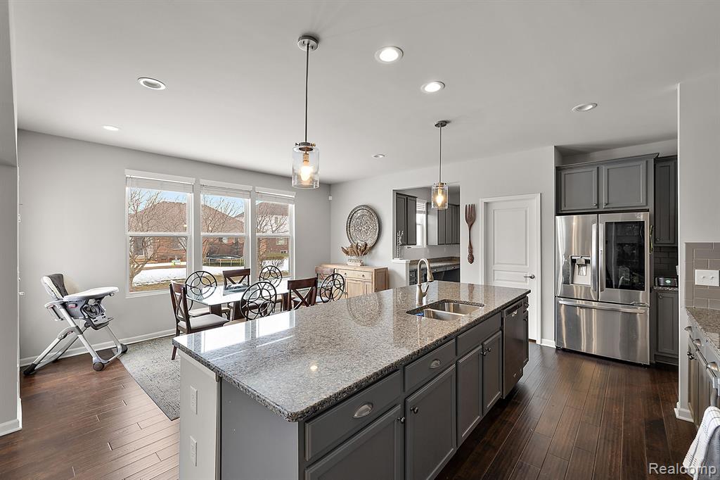 16099 Adelaide Drive