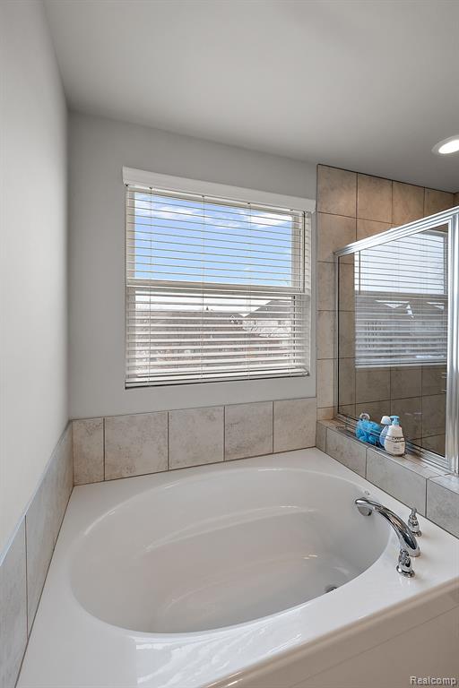 16099 Adelaide Drive