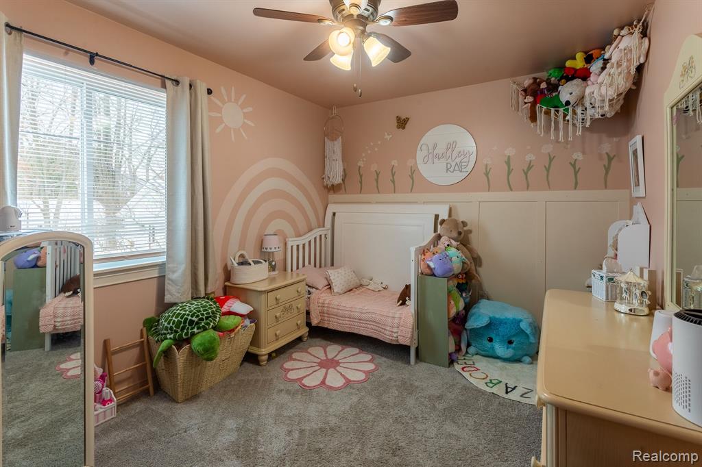 1913 Lakesview Drive