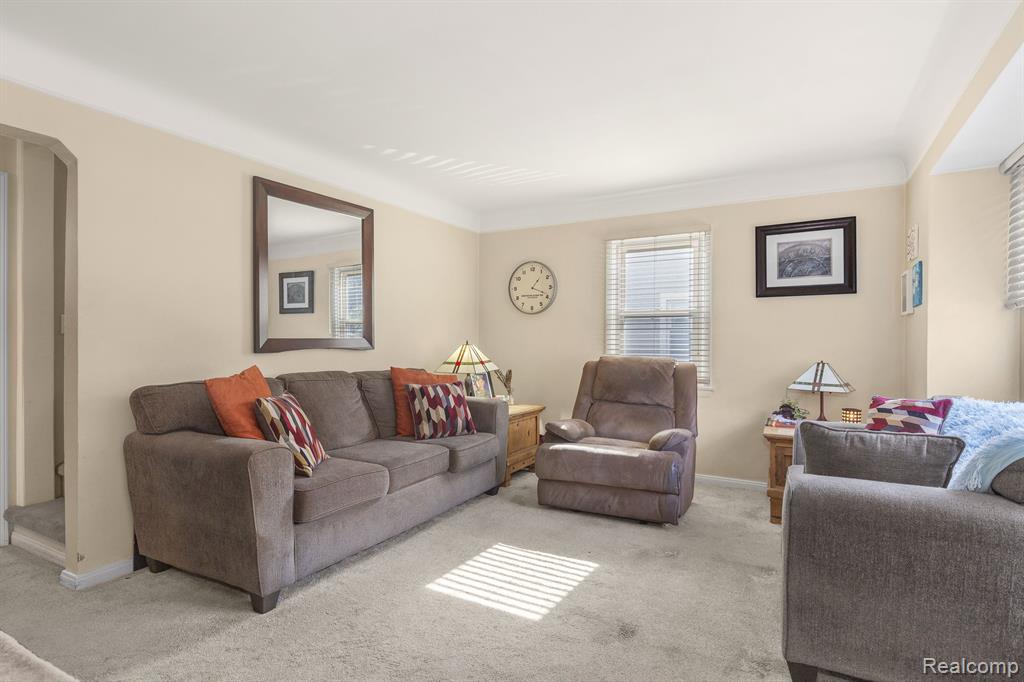 430 N Edgeworth Avenue